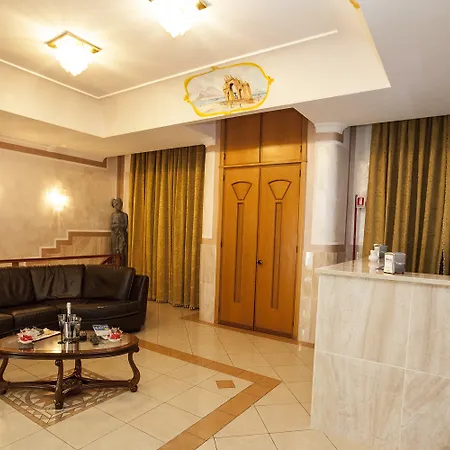 Casablanca 3* Nápoles