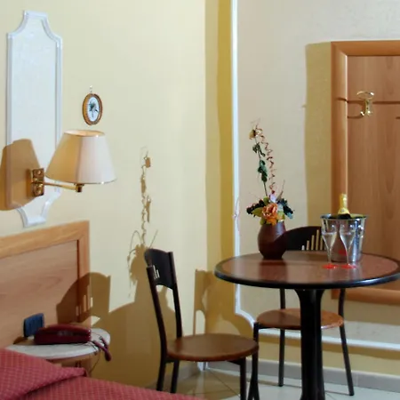 Casablanca 3* Neapel