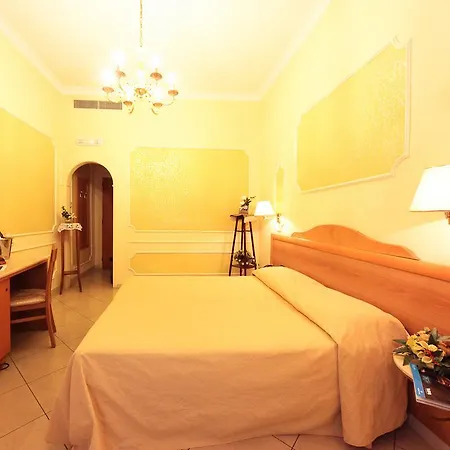 Hotel Casablanca 3*